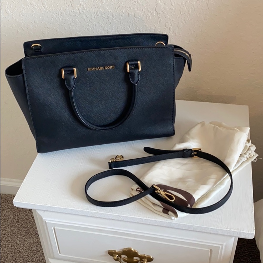 Mint Condition 2014 Michael Kors Bag